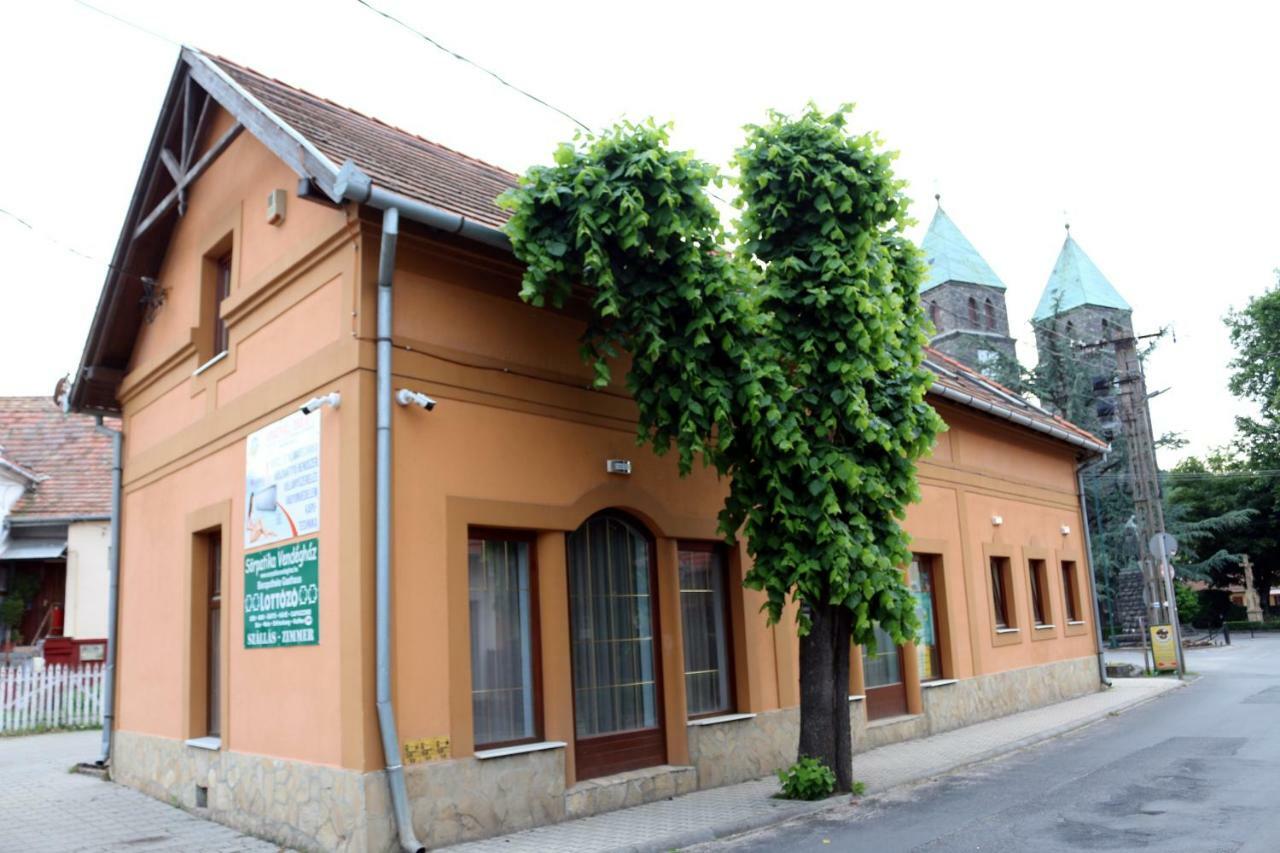 Soerpatika Vendeghaz Otel Badacsonytomaj Dış mekan fotoğraf