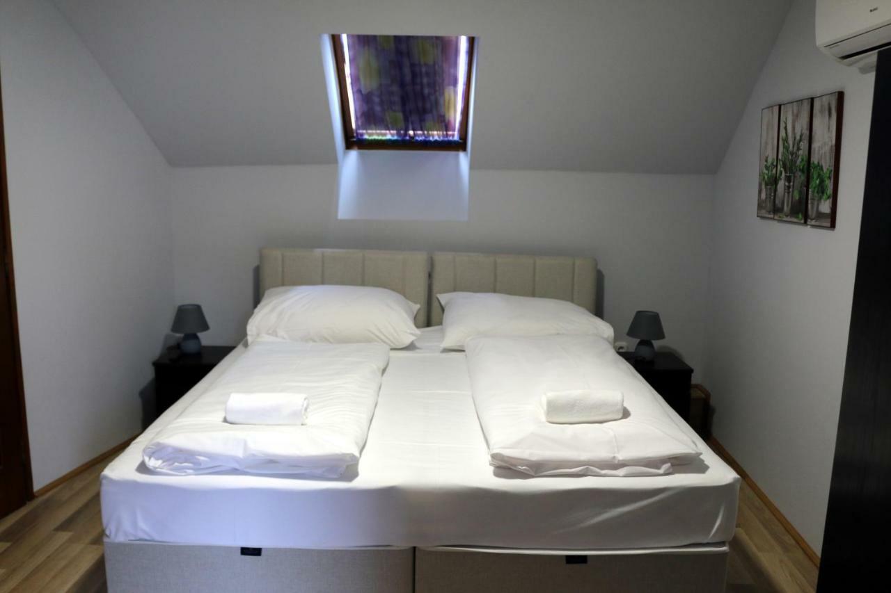Soerpatika Vendeghaz Otel Badacsonytomaj Dış mekan fotoğraf